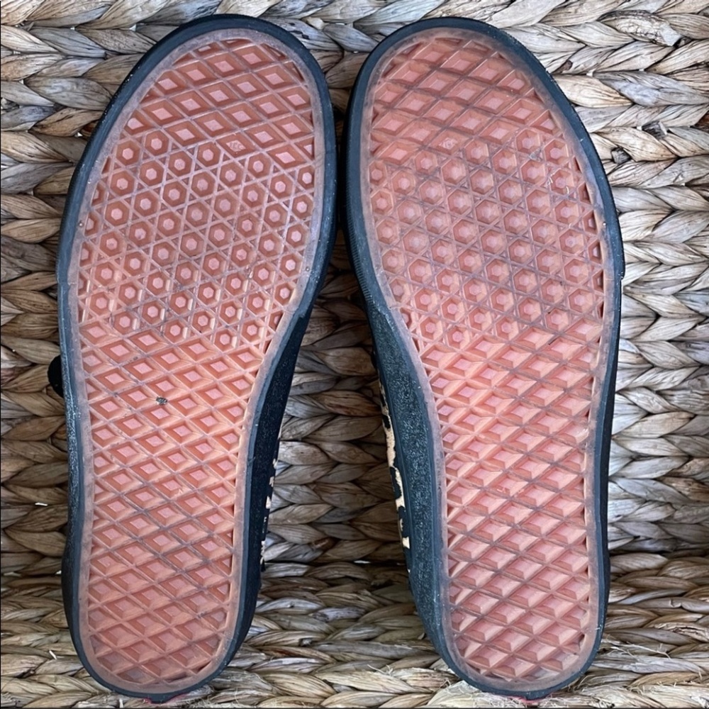 Vans Leopard Animal Print Sneakers - Picture 8 of 8